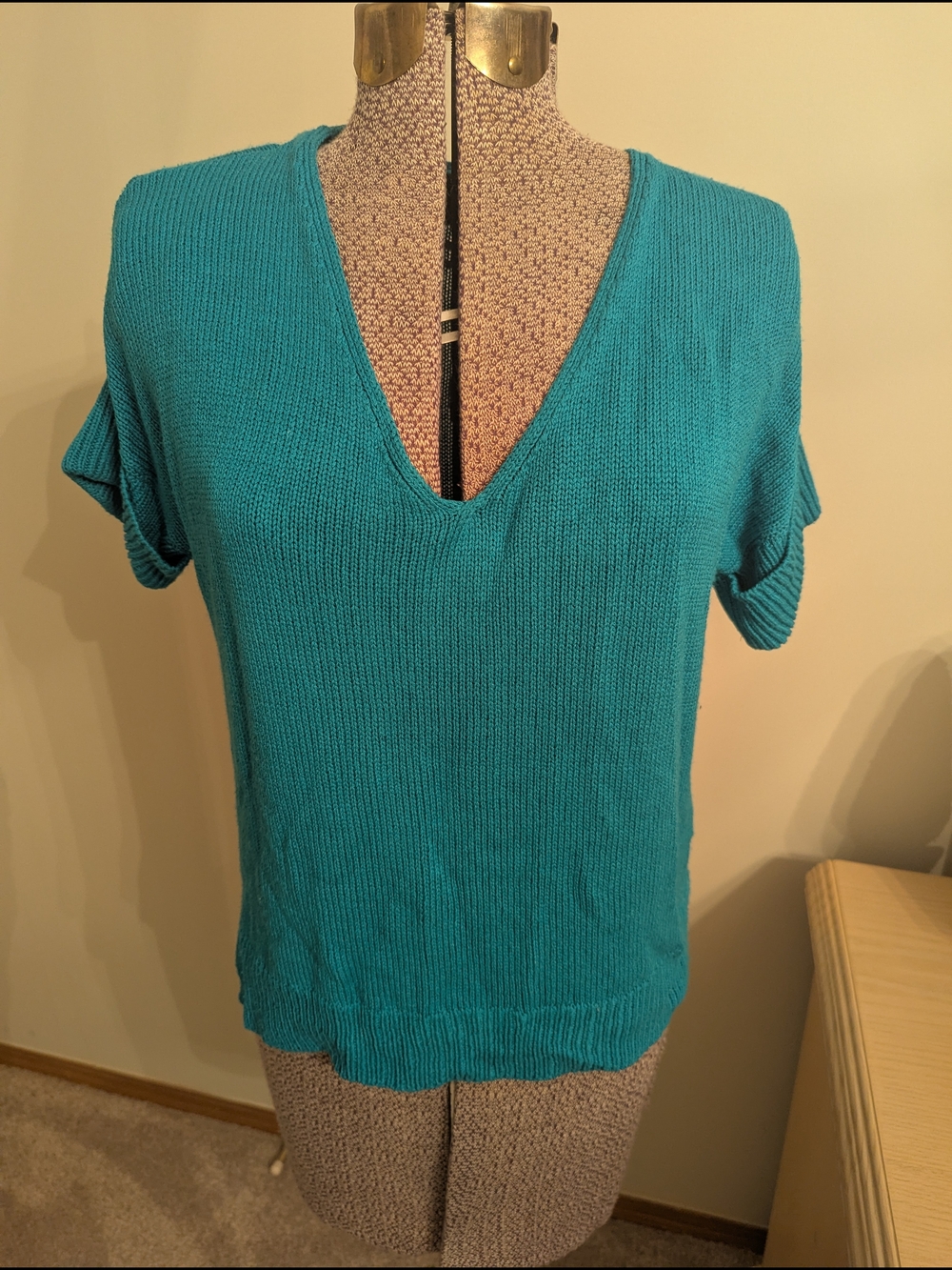 Massimo Dutti Teal Short Sleeve V-Neck Knit Top